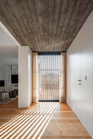 Einfamilienhaus in Arrifana von Pedro Henrique