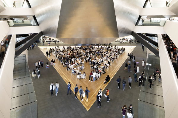 Universittsgebude bei Osaka von Mitsubishi Jisho Sekkei