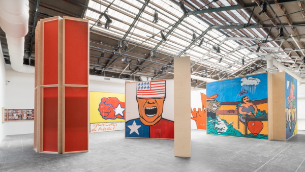 Murals gegen die Militrdiktatur in Chile, die 1974 die offizielle Ausstellung ersetzten. Foto: Marco Cappelletti