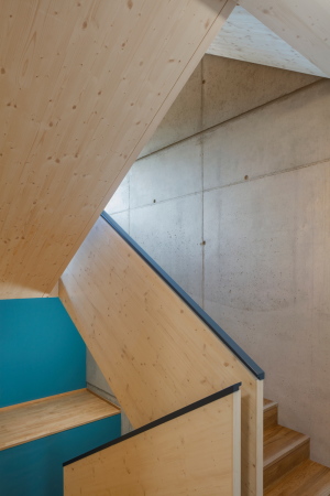 Wohnhaus in Berlin von Scharabi Architekten und Anne Raupach