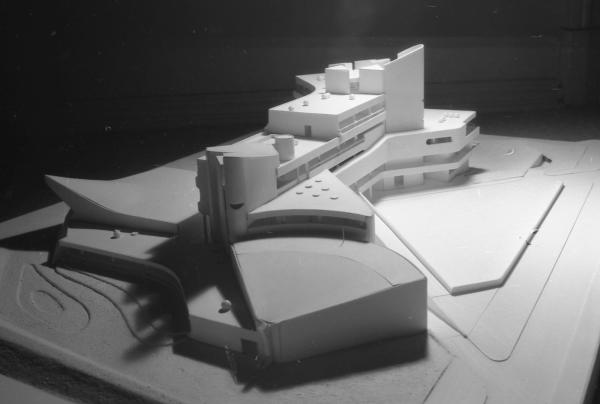 Modellfoto Hygieneinstitut von Fehling+Gogel, 1968