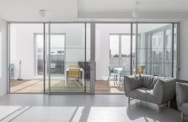 Wohnheim in Paris von Lambert Lnack