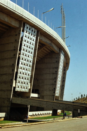 Stadion 5. Juli 1962 in Algiers, 196572, Kzti, Andrs Egyhzi und Sndor zbej