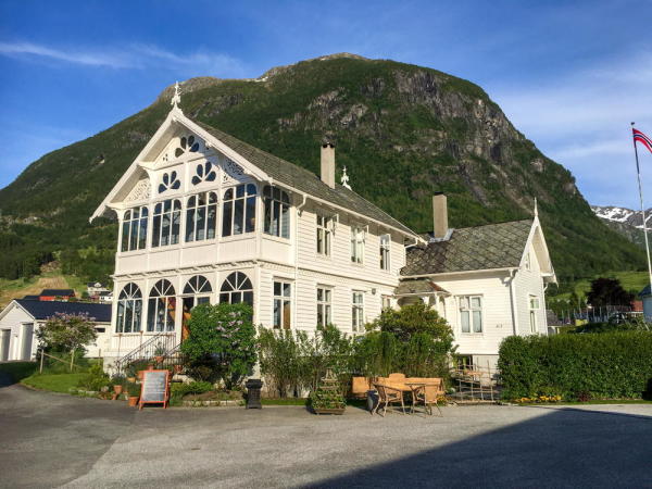 Renoviertes Hotel in Sunndal, Norwegen, 3RW arkitekter