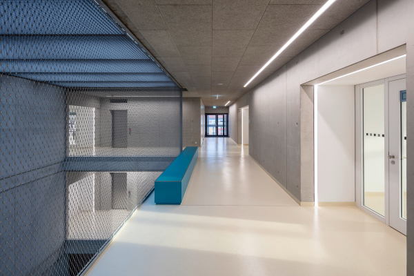 Schule in Dachau von Hausmann Architekten