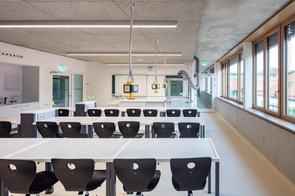 Schule in Dachau von Hausmann Architekten