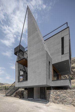 Wochenendhaus in Iran von Atelier White Cube