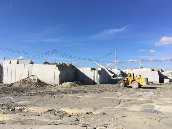 Im spanischen Kalksteinbruch