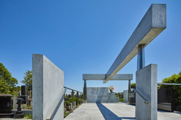 Grabanlage in Yokohama von Takeshi Hosaka Architects