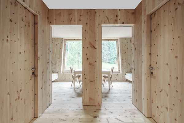 Auszeichnung: �ciAsa� in St. Vigil in Enneberg von pedevilla architekten (Bruneck, Italien)