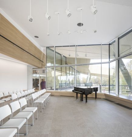 Musikschule in Ventspils von haascookzemmrich Studio2050