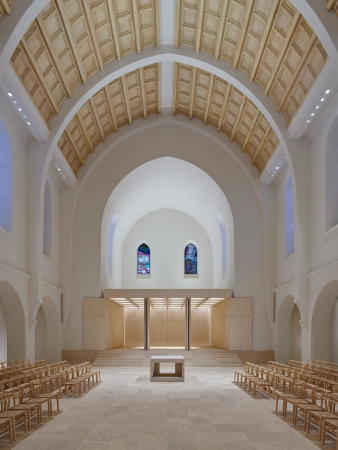 Kirchenumbau in Stuttgart von schleicher.ragaller