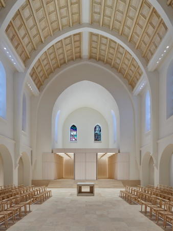 Kirchenumbau in Stuttgart von schleicher.ragaller