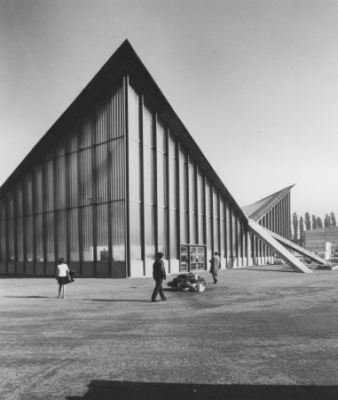 Ausstellungshalle Hyparschale, um 1970.