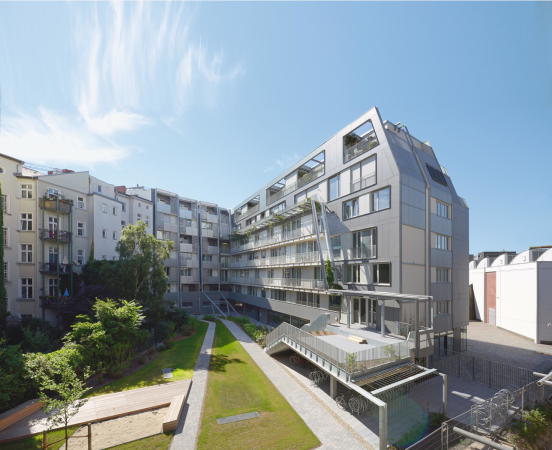 1. Preis: Metropolenhaus Am Jdischen Museum in Berlin von bfstudio (Berlin)