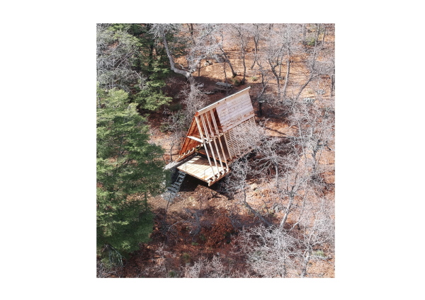 �Three places to inhabit the mountain range in the Maule region� von P�a Montero, Maria Jes�s Molina und Antonia Ossa