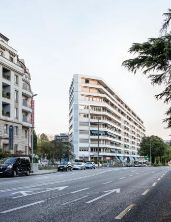 Wohnhausaufstockung von Lacroix Chessex in Genf