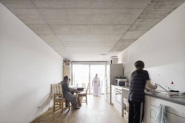 Wohnraum fr Geflchtete ein Stockwerk tiefer