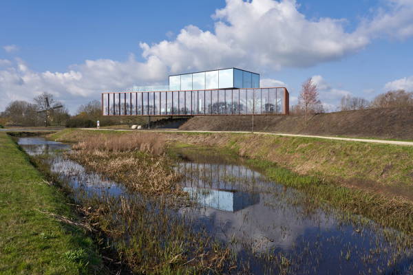Firmensitz bei Eindhoven von Denkkamer