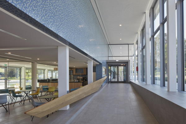 Sanierung in Stuttgart von 4a Architekten