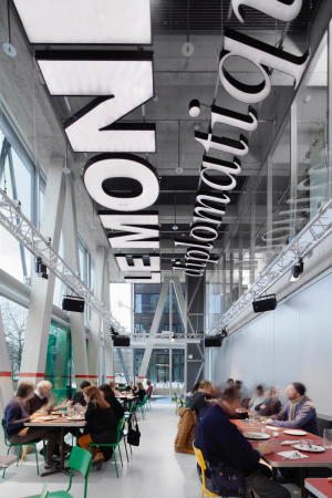 Preis: taz-Neubau von E2A (Z�rich), Bauherrin: taz Verlagsgenossenschaft