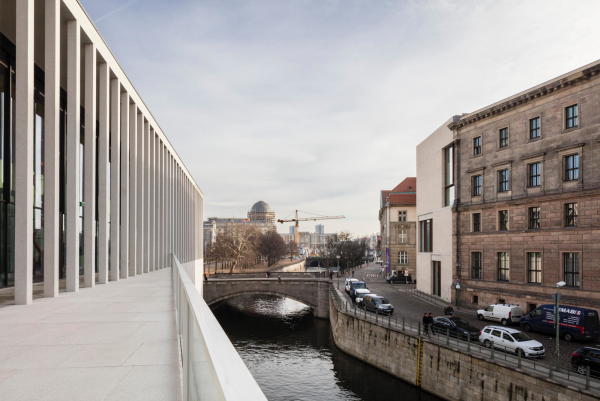 Preis: James-Simon-Galerie von David Chipperfield Architects (Berlin), Bauherrin: Stiftung Preu�ischer Kulturbesitz vertreten durch das Bundesamt f�r Bauwesen und Raumordnung