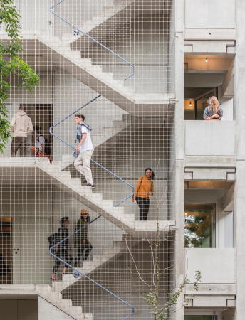 Sonderpreis: Wohnregal von FAR frohn&rojas (Berlin), Bauherr: privat