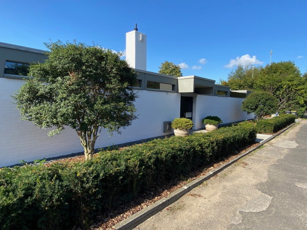 Haus Gummersbach in Meerbusch entstand 1969 nach Plnen von Wolfgang Dring fr 100.000 D-Mark wie die Bauwelt seinerzeit schrieb.