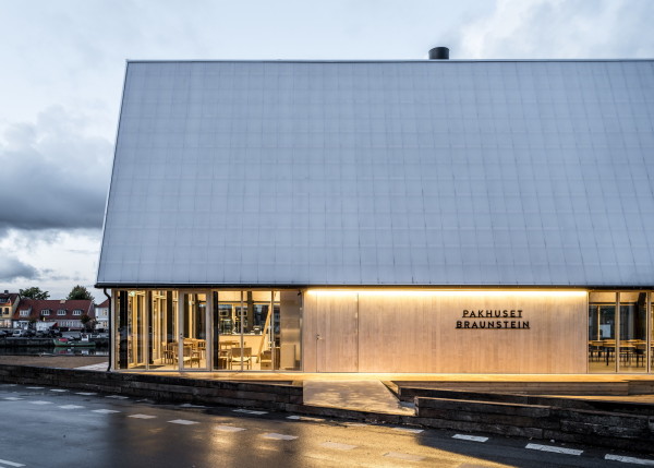 Besucherzentrum fr Mikrobrauerei in Dnemark von Adept