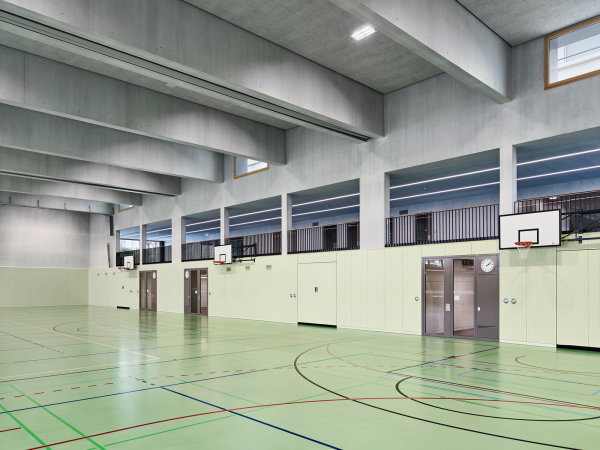 Schule bei Luzern von Schwabe Suter Architekten