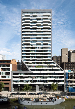 Terrassenhochhaus von Barcode Architects in Rotterdam