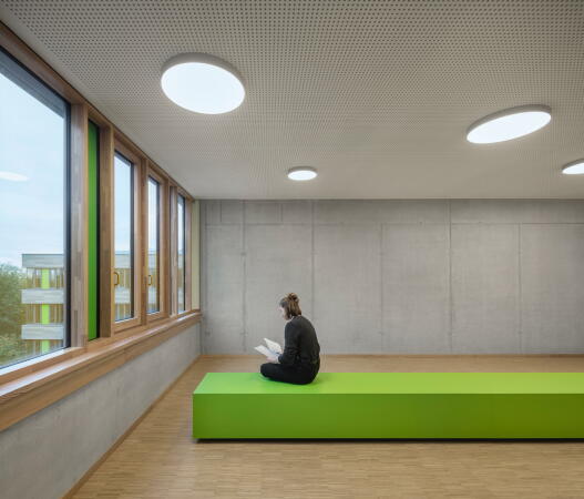 Schule von Ackermann + Renner in K�ln