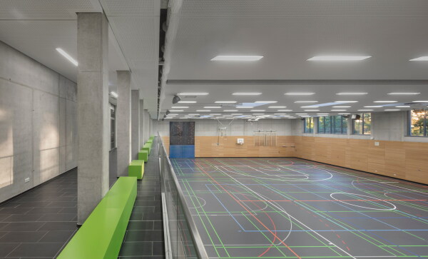 Schule von Ackermann + Renner in K�ln