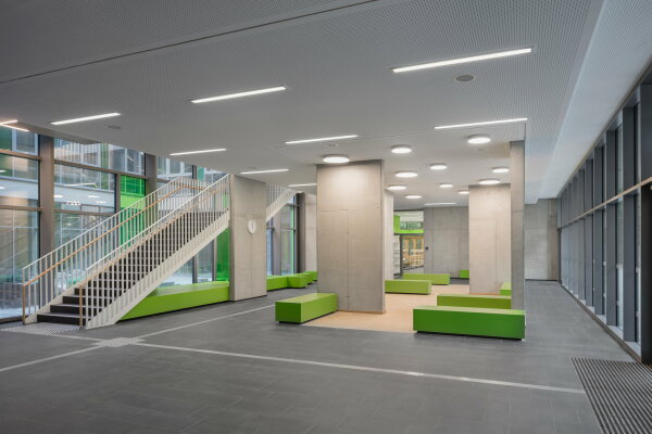 Schule von Ackermann + Renner in Kln