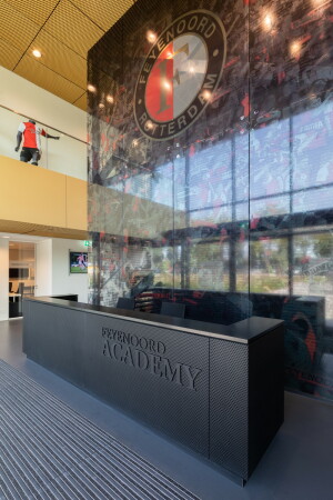 Fu�ballakademie in Rotterdam von MoederscheimMoonen