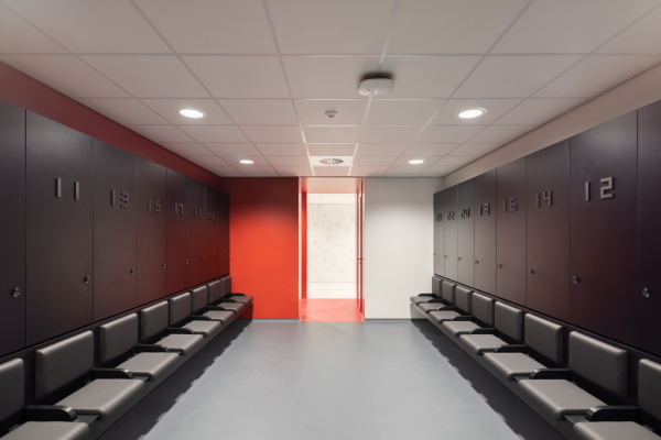 Fu�ballakademie in Rotterdam von MoederscheimMoonen