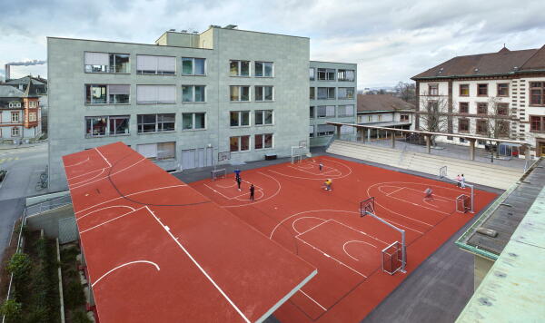 Schulhofneugestaltung in Basel von MET Architects