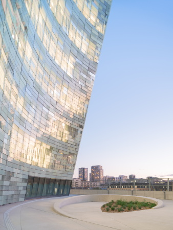 Verlagshaus in Paris von Sn�hetta