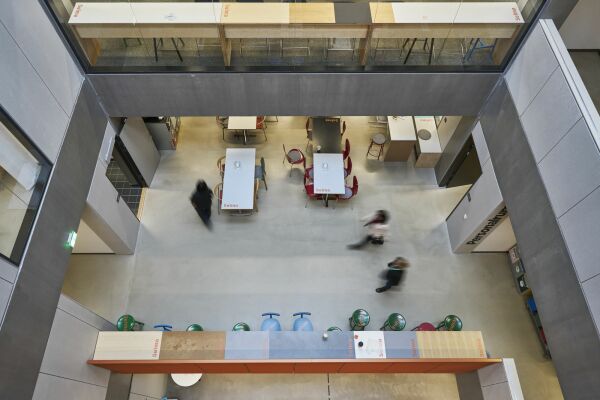 Stadtteilzentrum in G�teborg von White Arkitekter