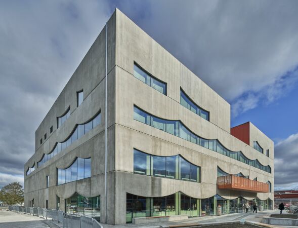 Stadtteilzentrum in Gteborg von White Arkitekter