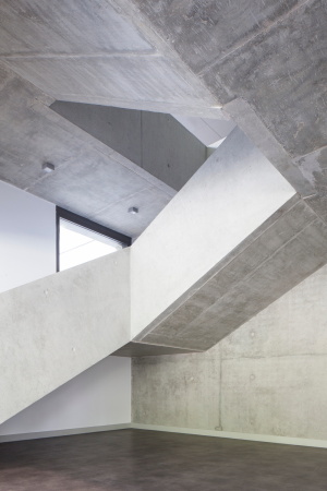 Campus-Restaurant in Grenoble von Chapuis Royer