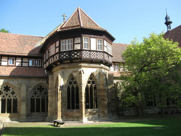 Groer Hrsaal im Kreuzganggarten