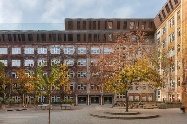 Sauerbruch Hutton erweitern Schule in Berlin