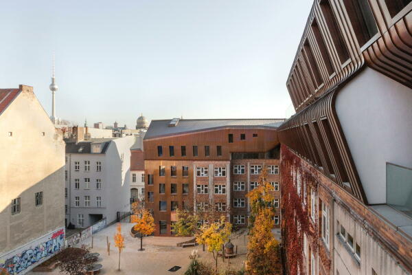 Sauerbruch Hutton erweitern Schule in Berlin