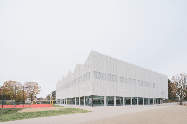 Sportzentrum in berlingen von Wulf Architekten