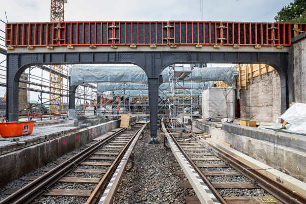 Sanierung von Trapez Architektur in Hamburg