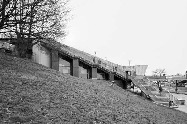 Sanierung von Trapez Architektur in Hamburg