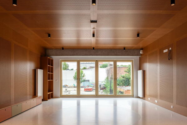 Schule von OSK-AR architecten und B612associates in Br�ssel