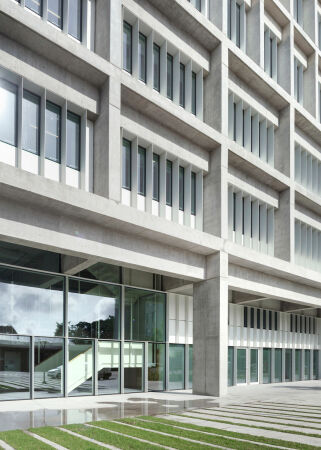 Universittsgebude von Josep Ferrando in Buenos Aires