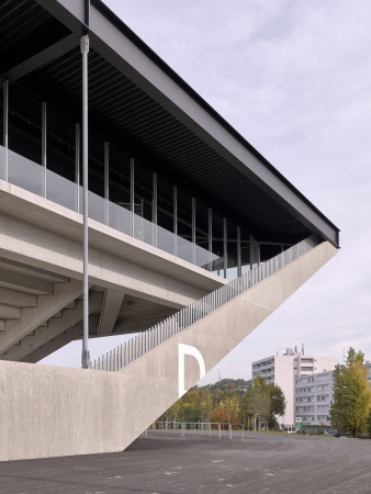Fuballstadion in Lausanne von :mlzd und Sollberger Bgli